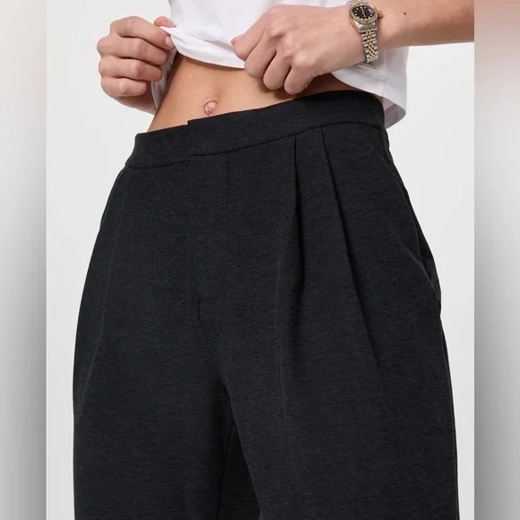 Vuori Elevation Ankle Trouser, Sz MED - Picture 5 of 8